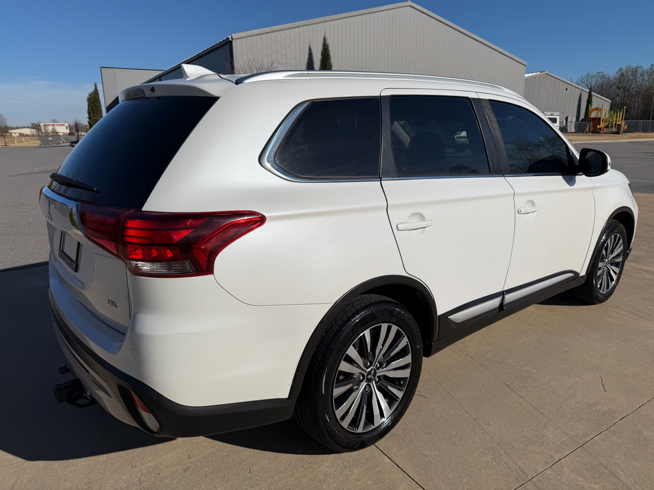 Mitsubishi Outlander SEL 4D SUV AWD 2020