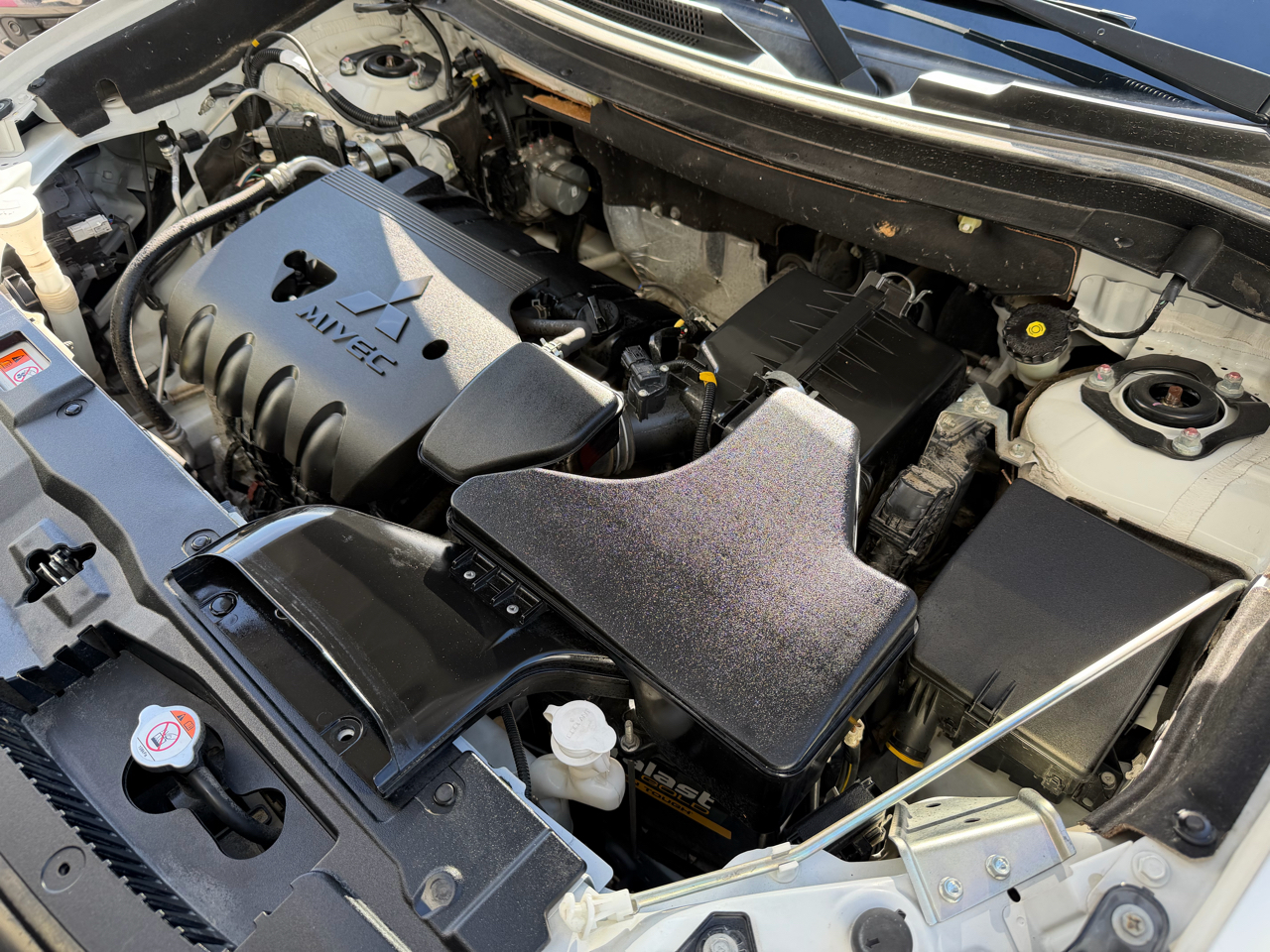 Mitsubishi Outlander SEL 4D SUV AWD 2020