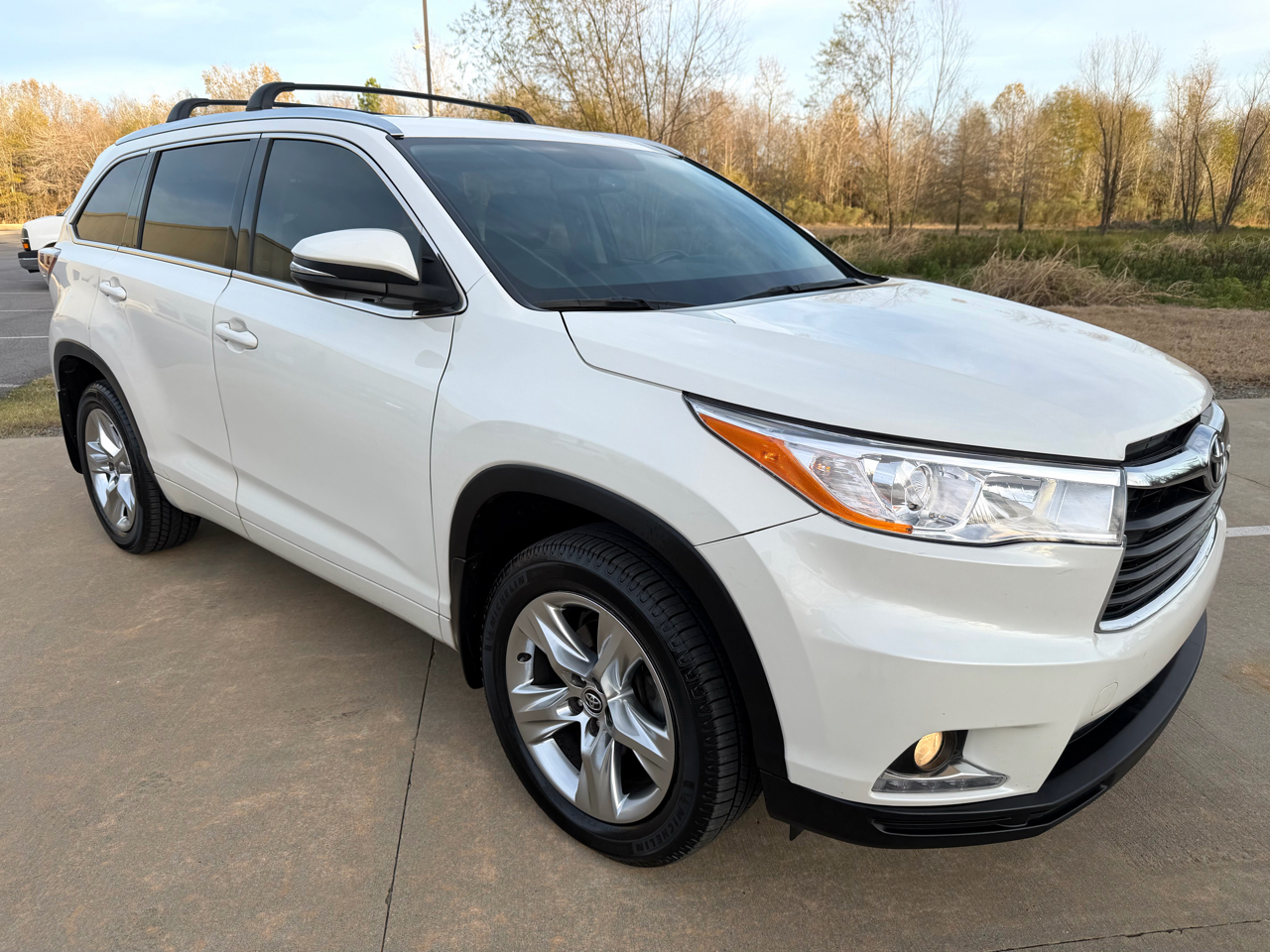 Toyota Highlander Limited FWD V6 2016