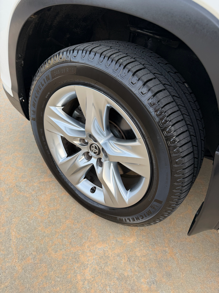 Toyota Highlander Limited FWD V6 2016