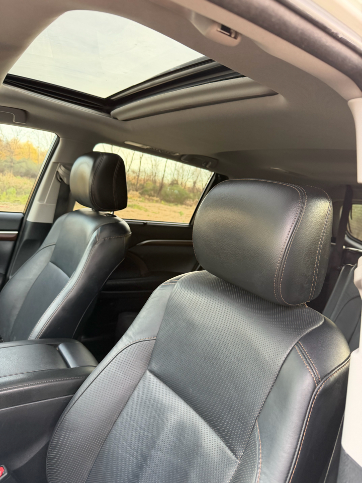 Toyota Highlander Limited FWD V6 2016