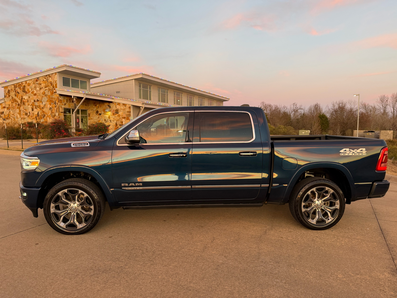 RAM 1500 Limited Crew Cab SWB 4WD 2020