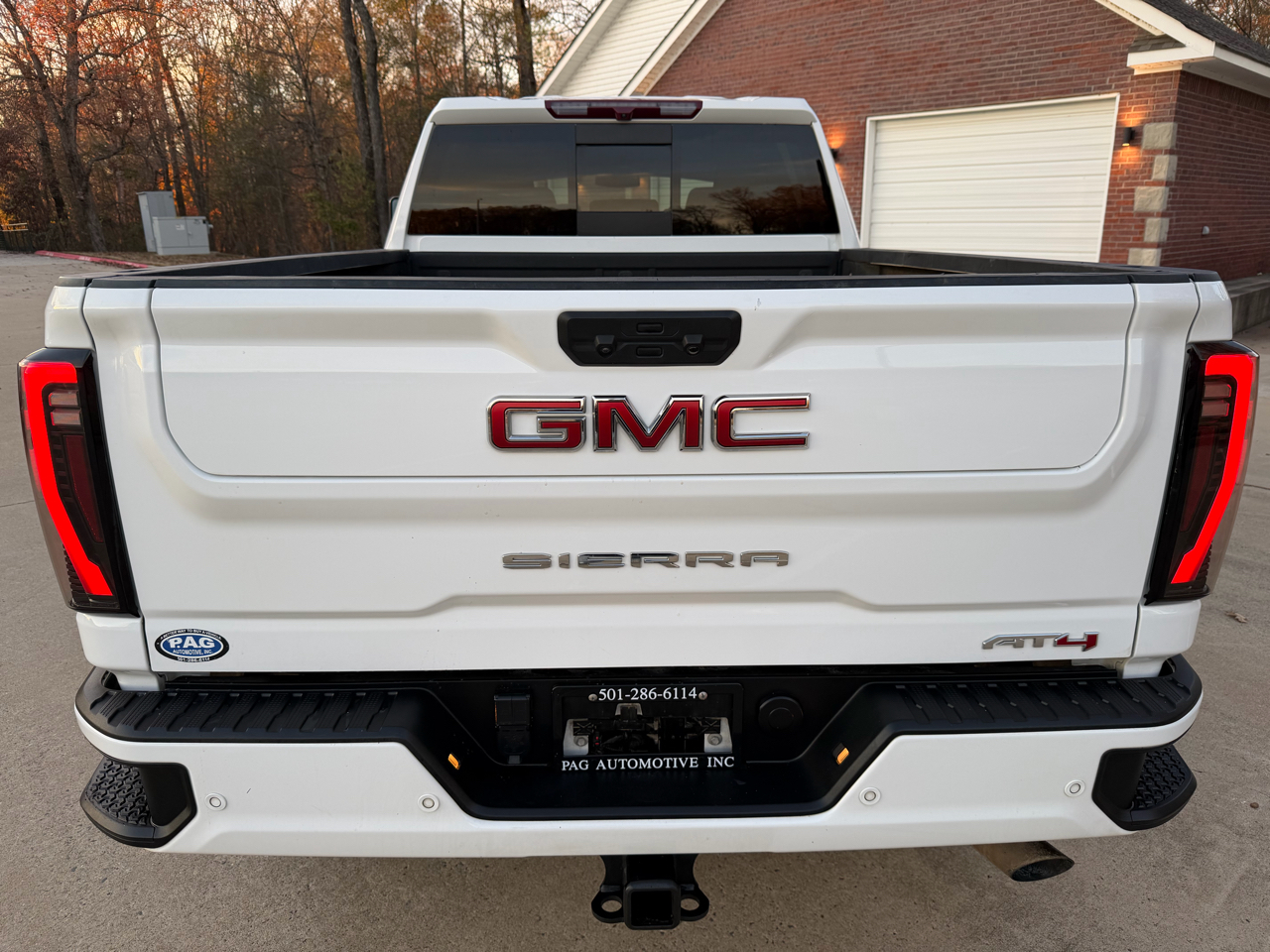 GMC Sierra 2500HD AT4 Crew Cab 4WD 2024