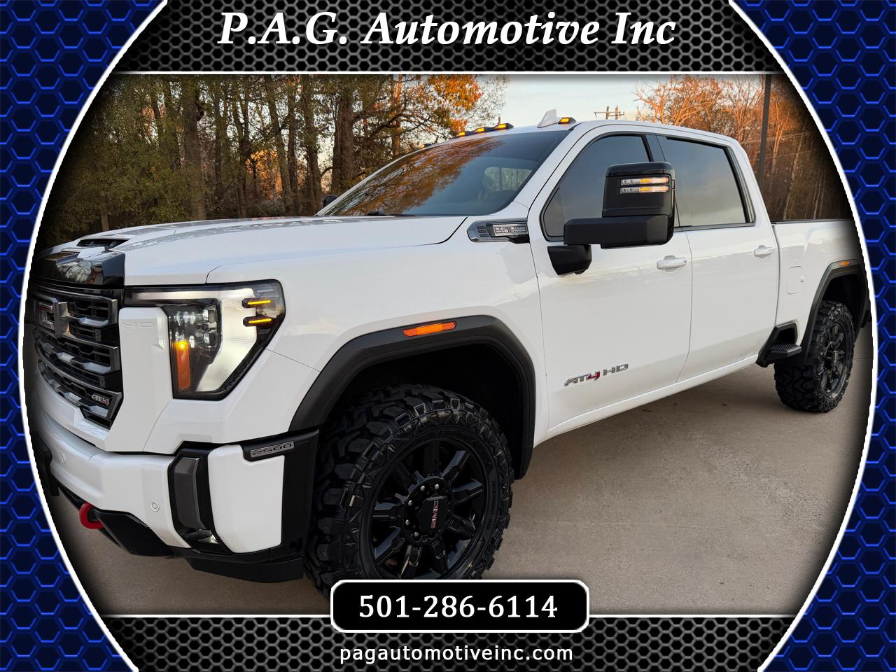 GMC Sierra 2500HD AT4 Crew Cab 4WD 2024