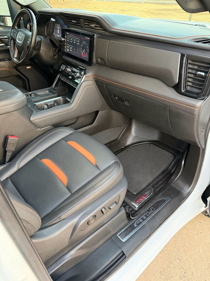 GMC Sierra 2500HD AT4 Crew Cab 4WD 2024