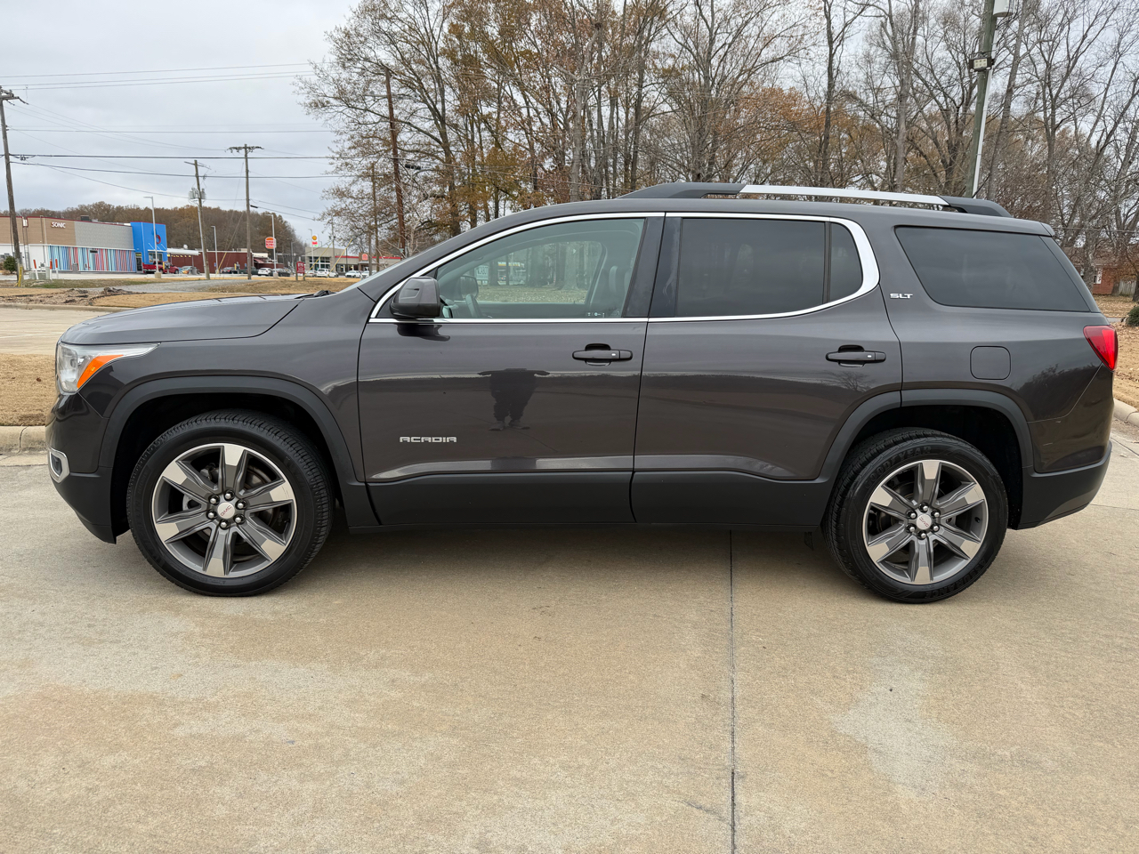 GMC Acadia AWD 4dr SLT2 2017