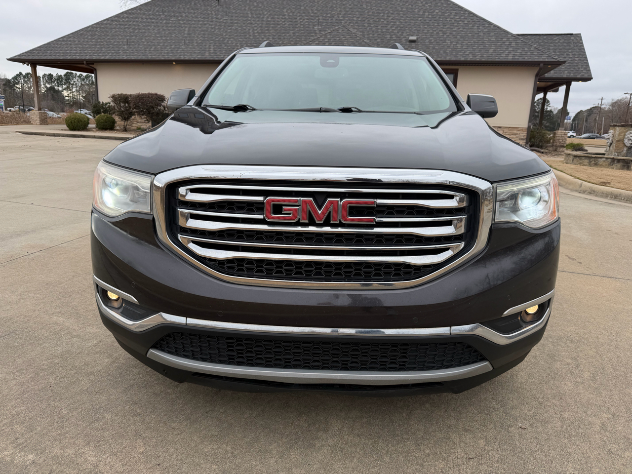 GMC Acadia AWD 4dr SLT2 2017
