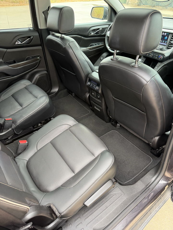 GMC Acadia AWD 4dr SLT2 2017