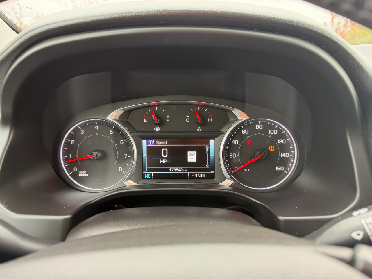 GMC Acadia AWD 4dr SLT2 2017