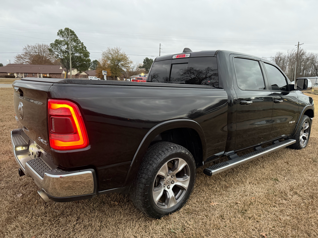 RAM 1500 Laramie Crew Cab 4WD 2020