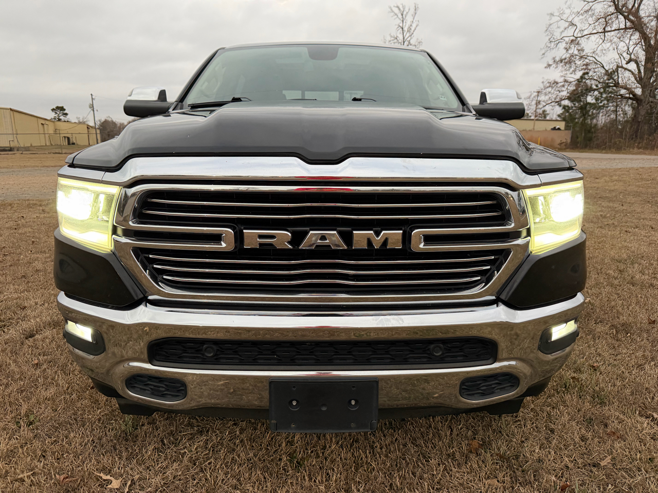 RAM 1500 Laramie Crew Cab 4WD 2020