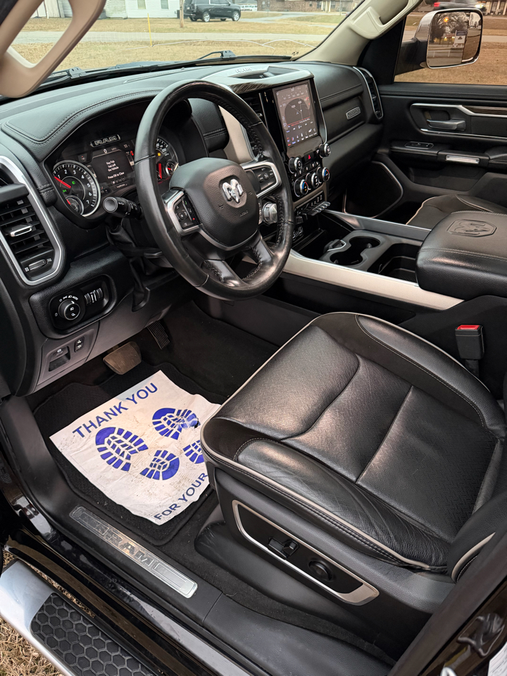 RAM 1500 Laramie Crew Cab 4WD 2020