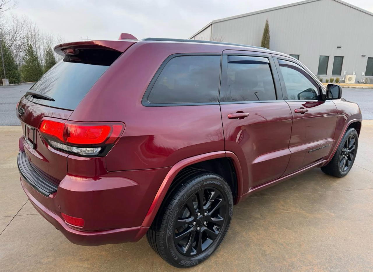 Jeep Grand Cherokee Laredo 4WD 2018