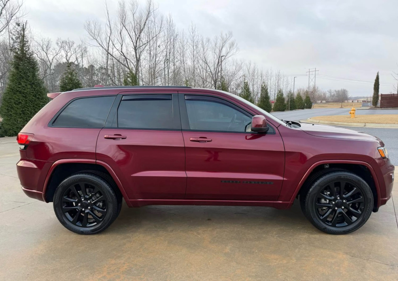 Jeep Grand Cherokee Laredo 4WD 2018