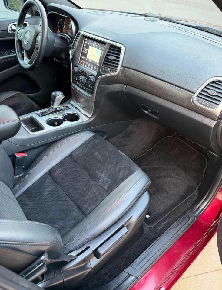 Jeep Grand Cherokee Laredo 4WD 2018