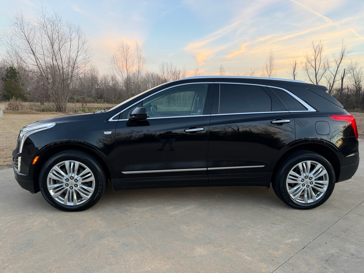 Cadillac XT5 Premium Luxury 4D SUV AWD 2017
