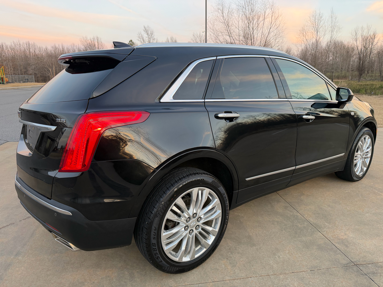 Cadillac XT5 Premium Luxury 4D SUV AWD 2017