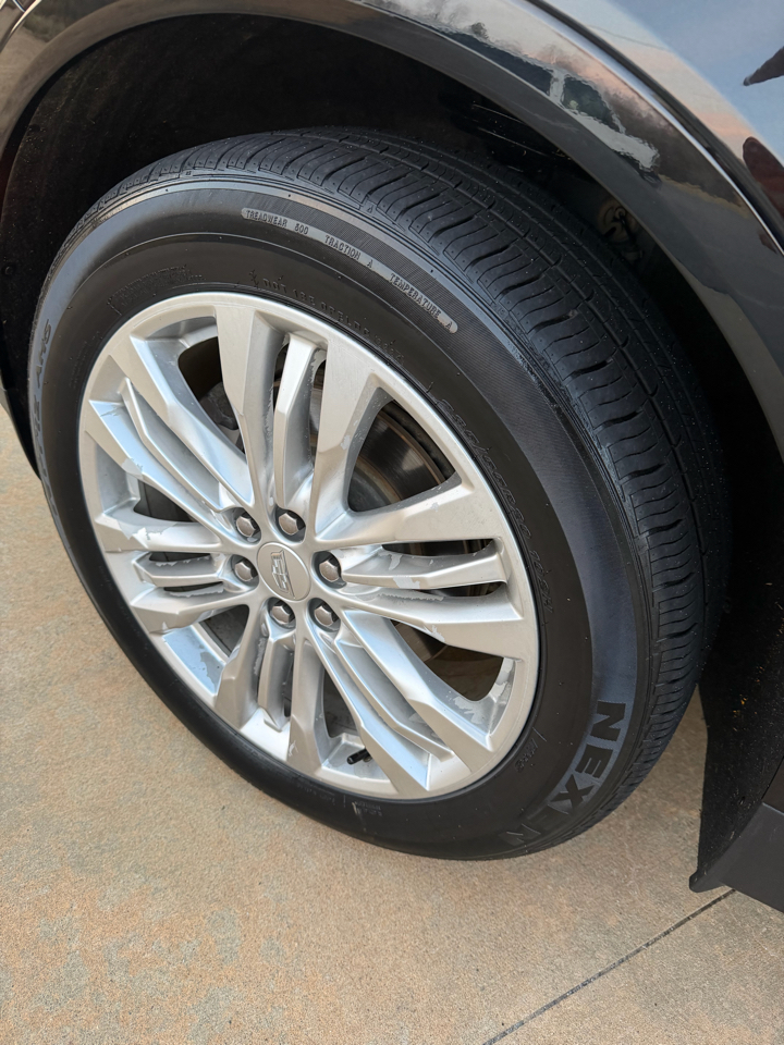 Cadillac XT5 Premium Luxury 4D SUV AWD 2017