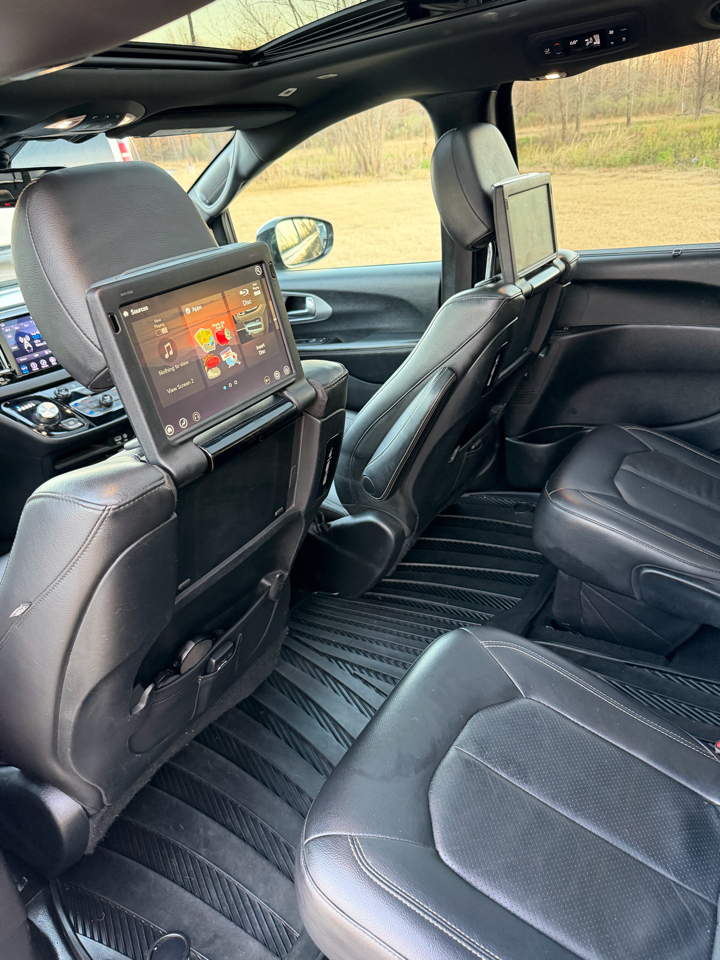 Chrysler Pacifica Touring L Plus FWD 2019