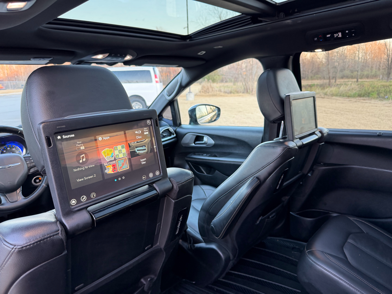 Chrysler Pacifica Touring L Plus FWD 2019