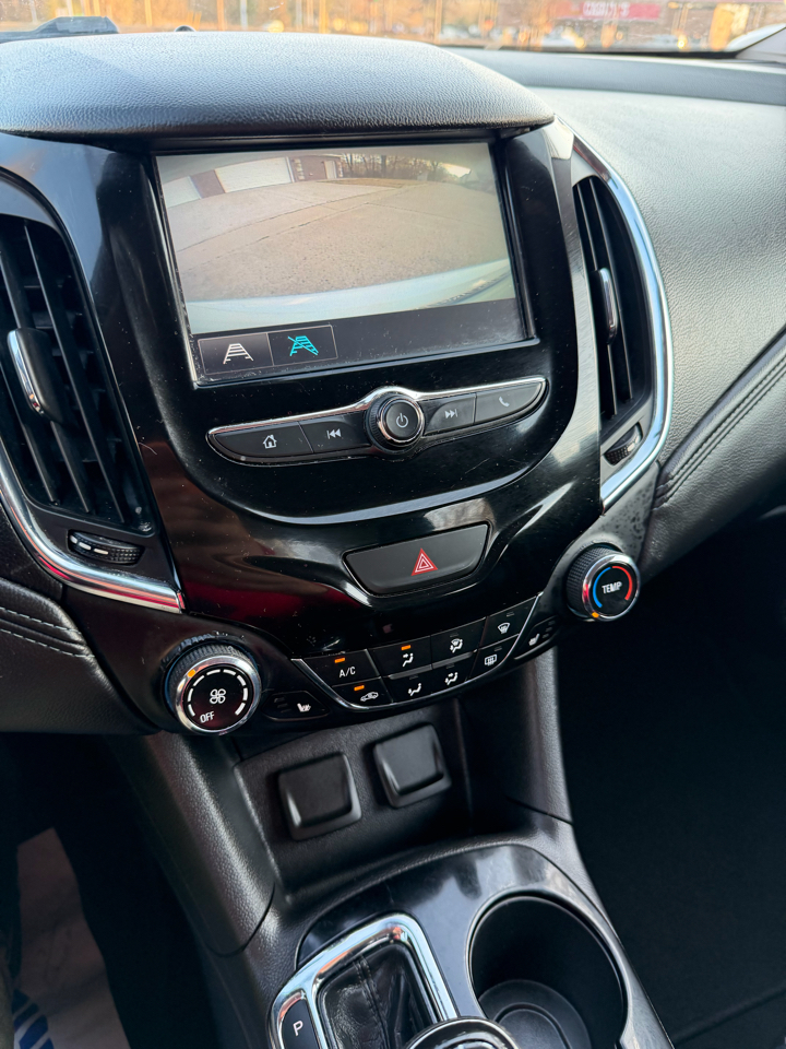 Chevrolet Cruze Premier 4D Sedan 2017