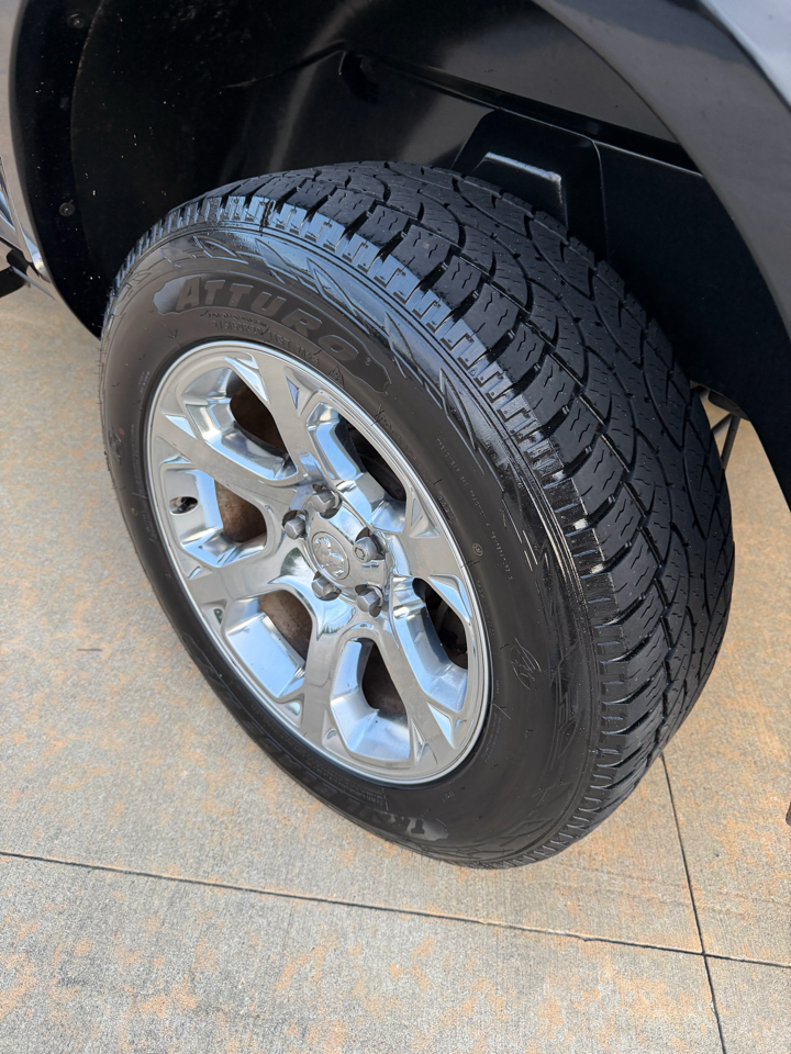 RAM 1500 Laramie Crew Cab 4WD 2017