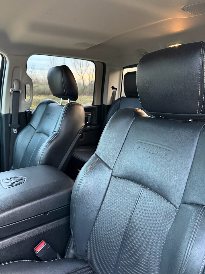 RAM 1500 Laramie Crew Cab 4WD 2017