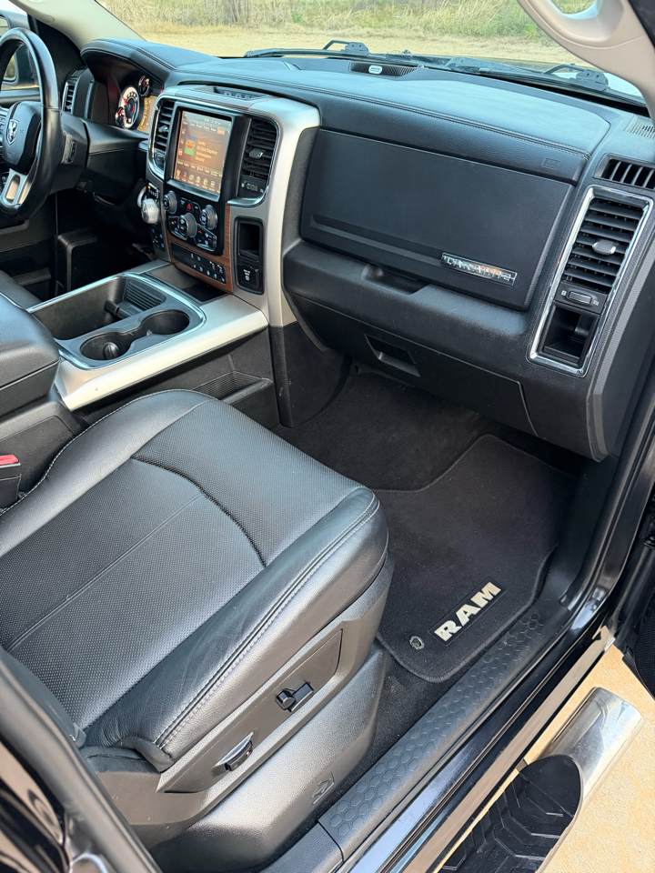 RAM 1500 Laramie Crew Cab 4WD 2017