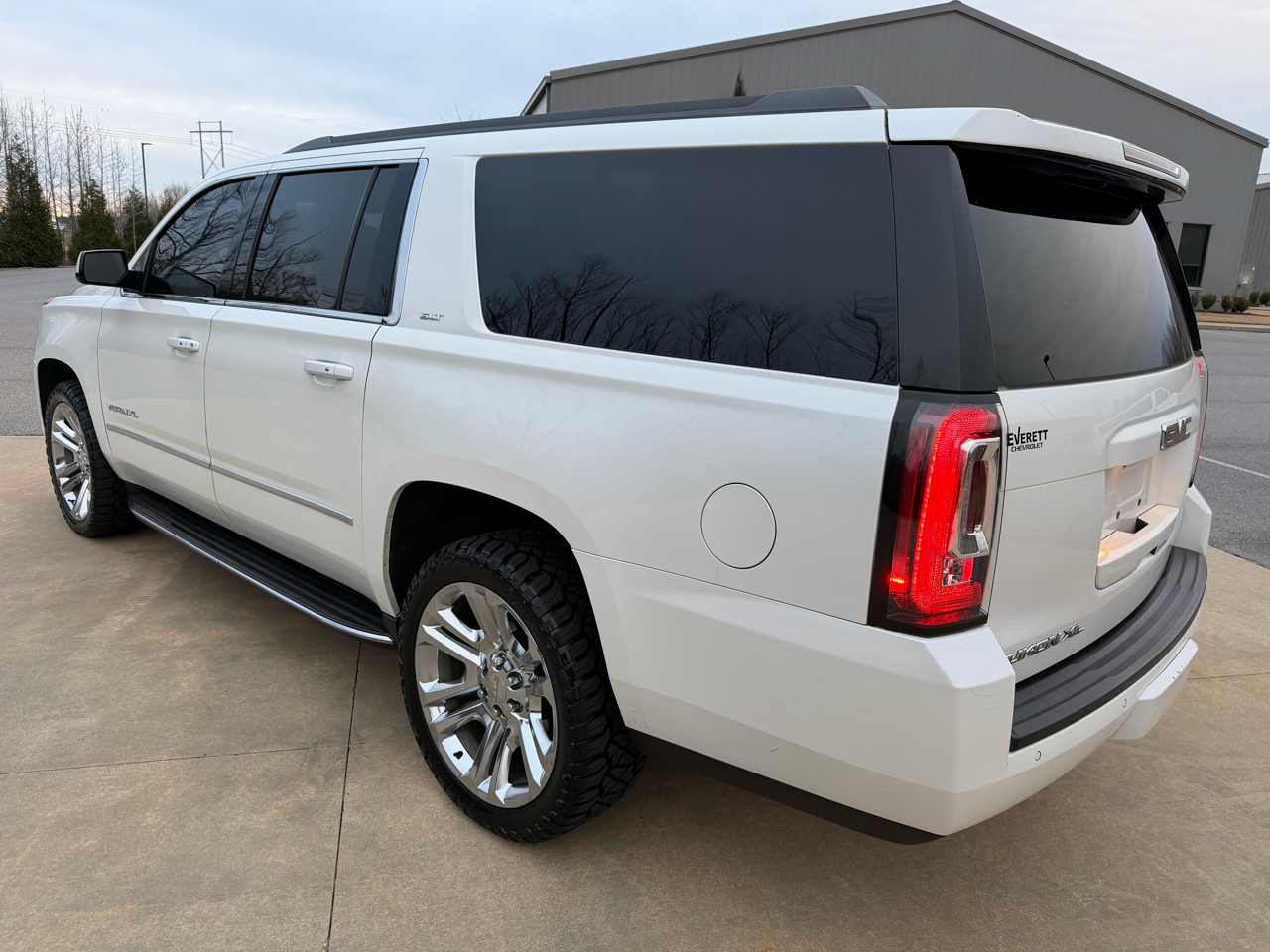 GMC Yukon XL SLT 4WD 2017