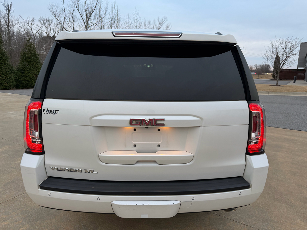 GMC Yukon XL SLT 4WD 2017