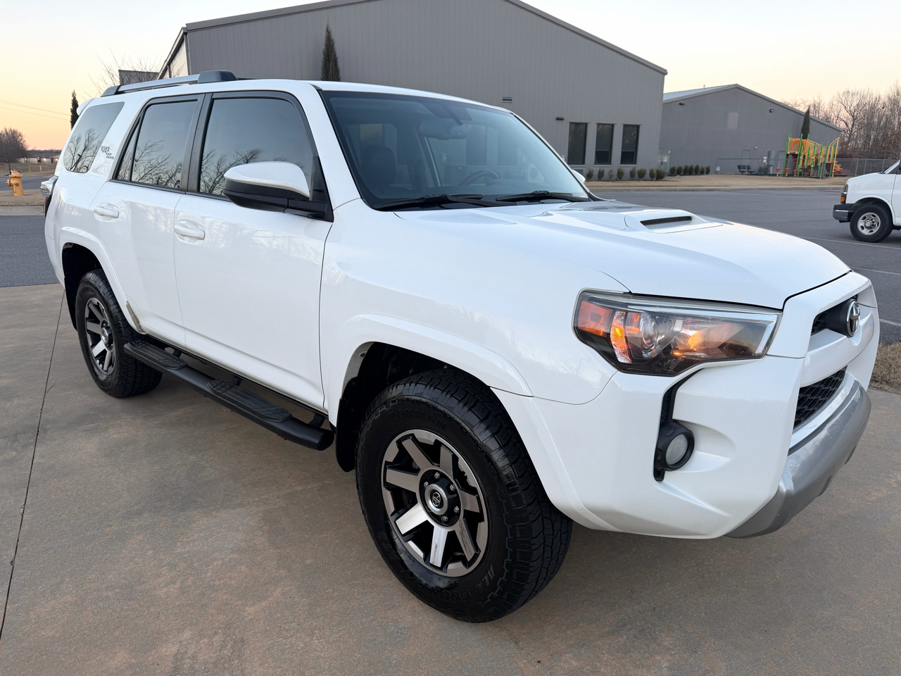 Toyota 4Runner TRD Off-road Premium 4WD 2018