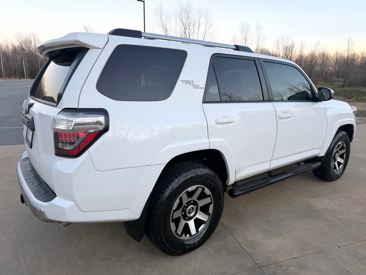 Toyota 4Runner TRD Off-road Premium 4WD 2018