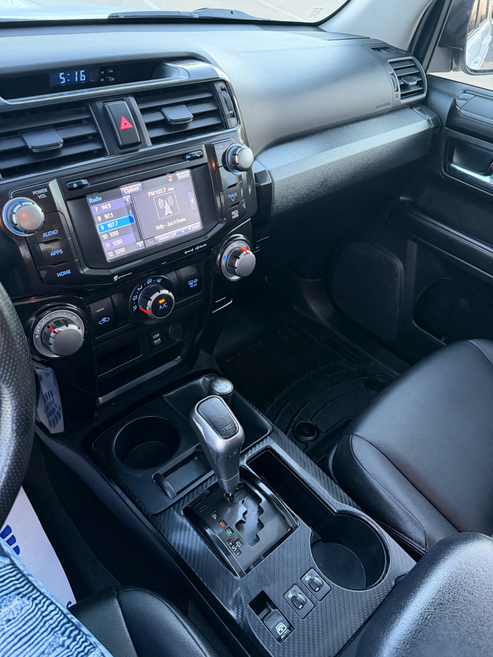 Toyota 4Runner TRD Off-road Premium 4WD 2018