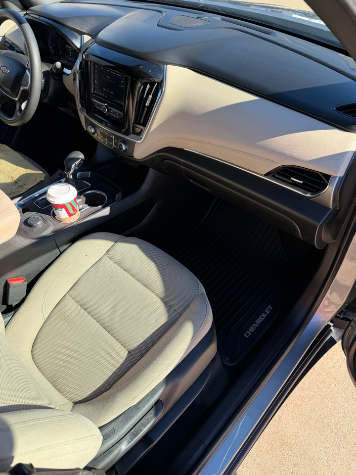 Chevrolet Traverse LS 4D SUV FWD 2023