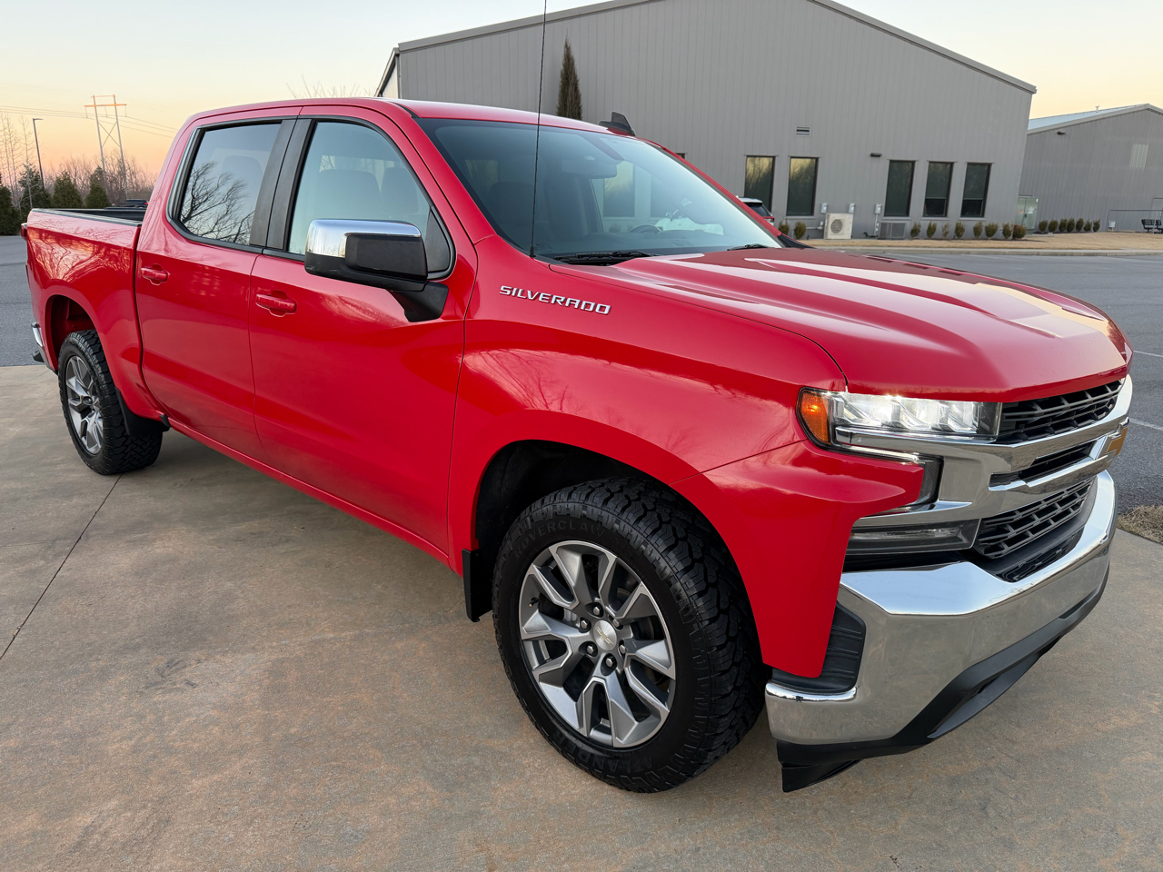 Chevrolet Silverado 1500 LT Crew Cab 2WD 2020