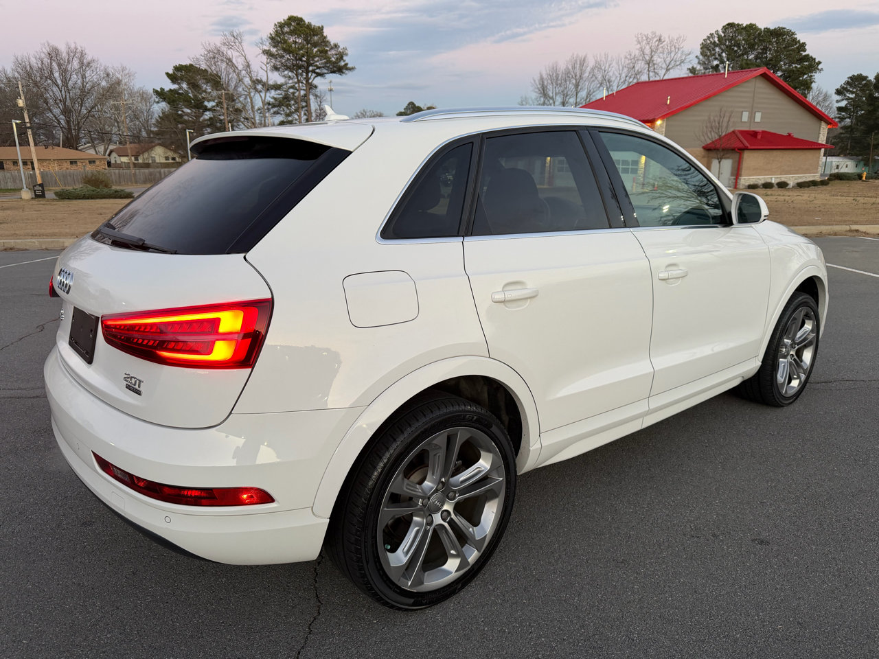Audi Q3 Premium Plus 40 4D SUV Qtro 2.0T 2016
