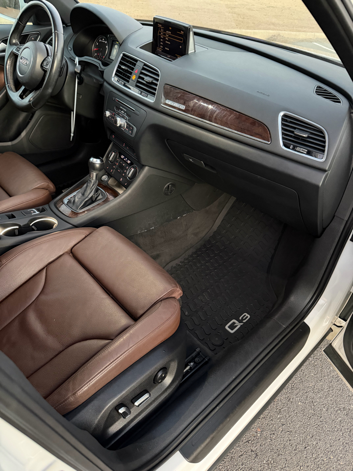 Audi Q3 Premium Plus 40 4D SUV Qtro 2.0T 2016