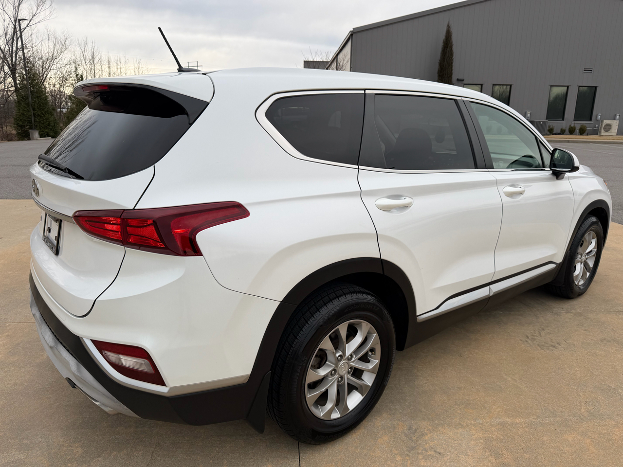 Hyundai Santa Fe SE 2.4L Auto FWD 2019