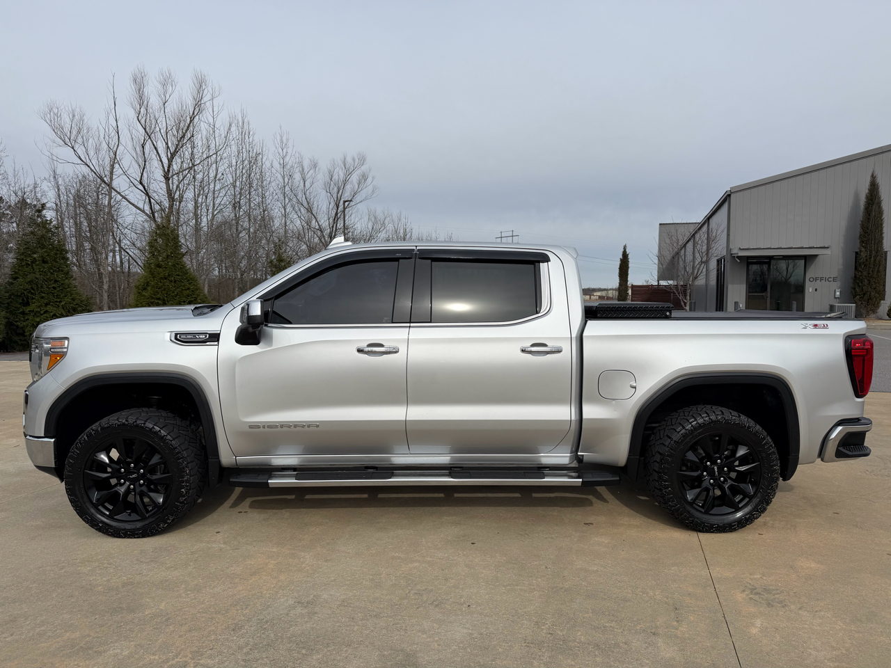 GMC Sierra 1500 SLT Crew Cab 4WD 2019