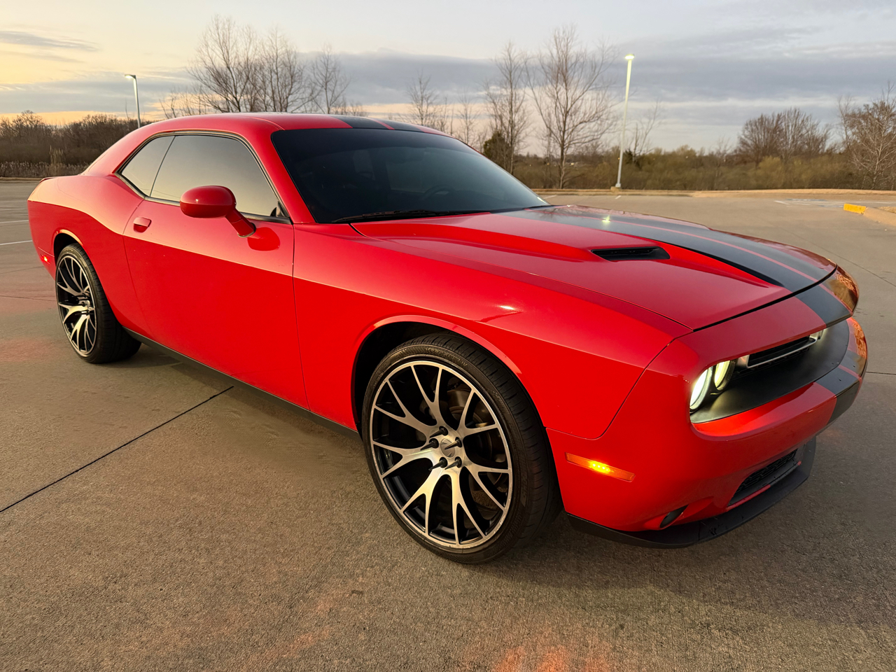 Dodge Challenger SXT 2D Coupe 2016