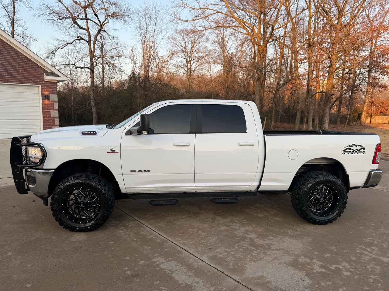 RAM 2500 Big Horn Crew Cab 4WD 2022