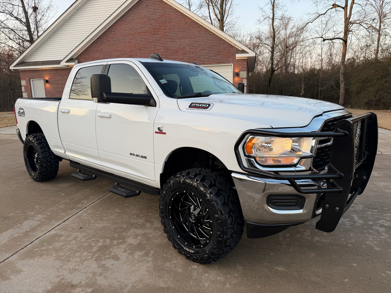 RAM 2500 Big Horn Crew Cab 4WD 2022