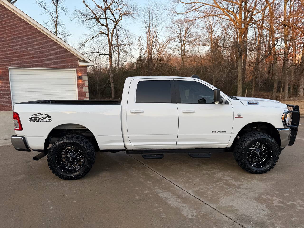 RAM 2500 Big Horn Crew Cab 4WD 2022
