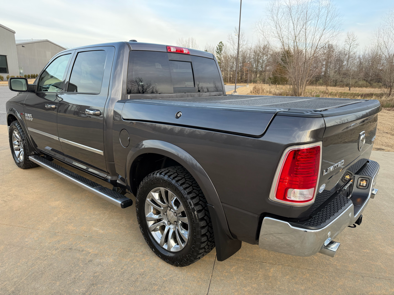 RAM 1500 Limited Crew Cab 4WD SWB 2015