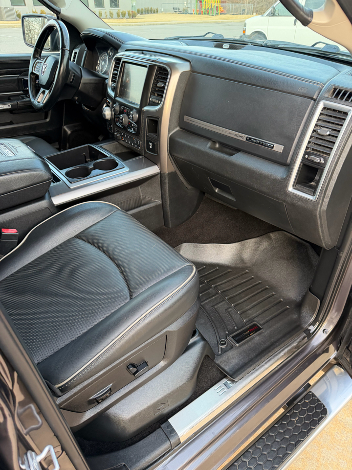 RAM 1500 Limited Crew Cab 4WD SWB 2015