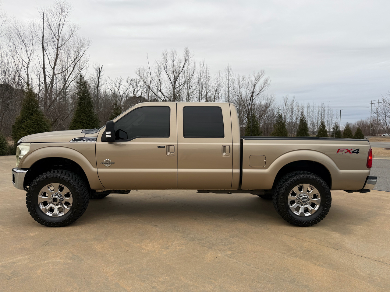 Ford F-250 SD Lariat Crew Cab 4WD 2012