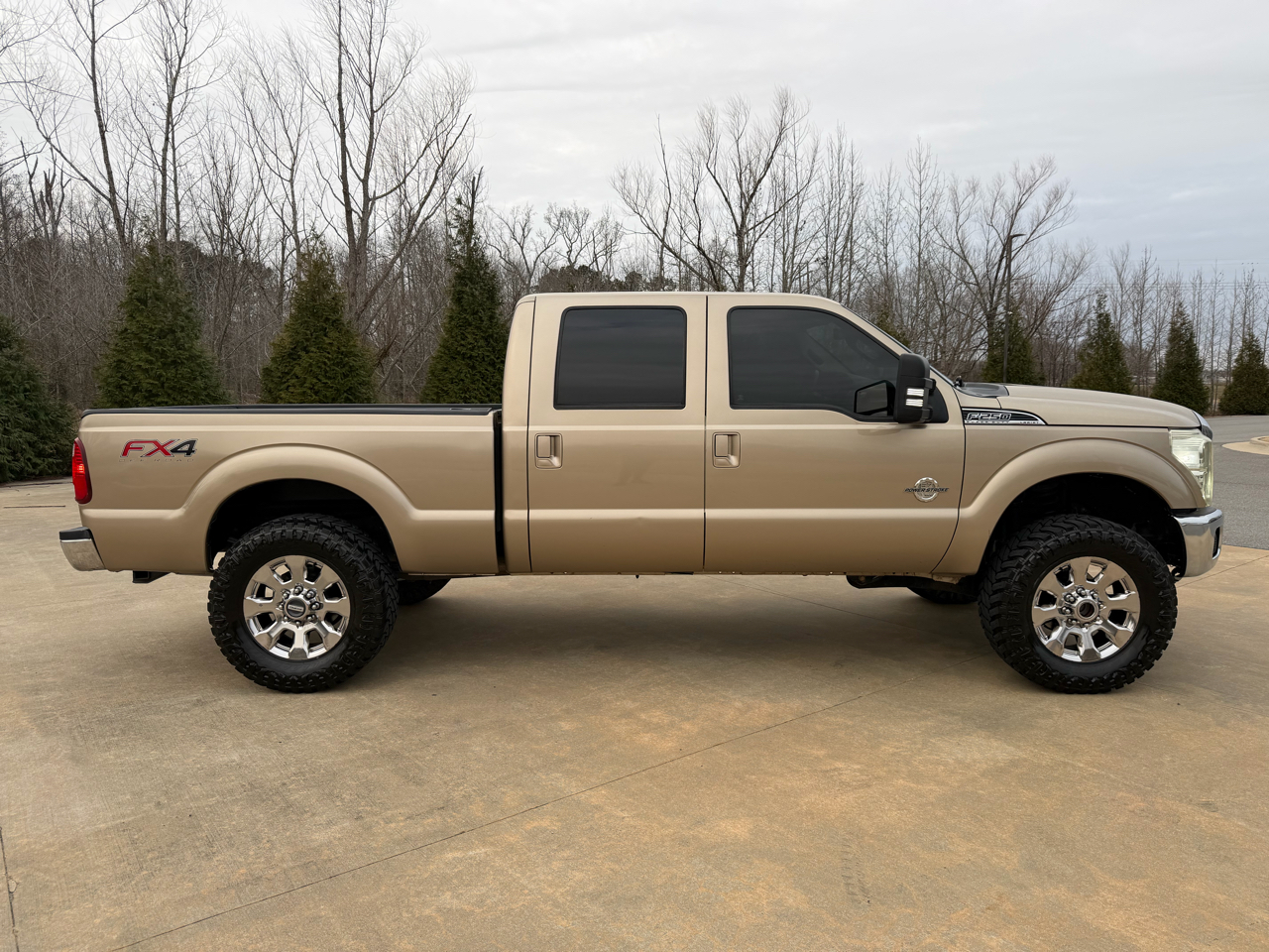 Ford F-250 SD Lariat Crew Cab 4WD 2012