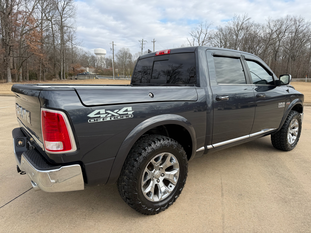 RAM 1500 Limited Longhorn 4x4 Crew Cab 5'7" Box 2016