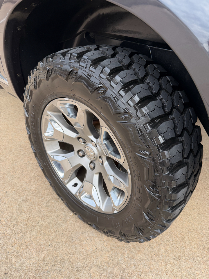 RAM 1500 Limited Longhorn 4x4 Crew Cab 5'7" Box 2016