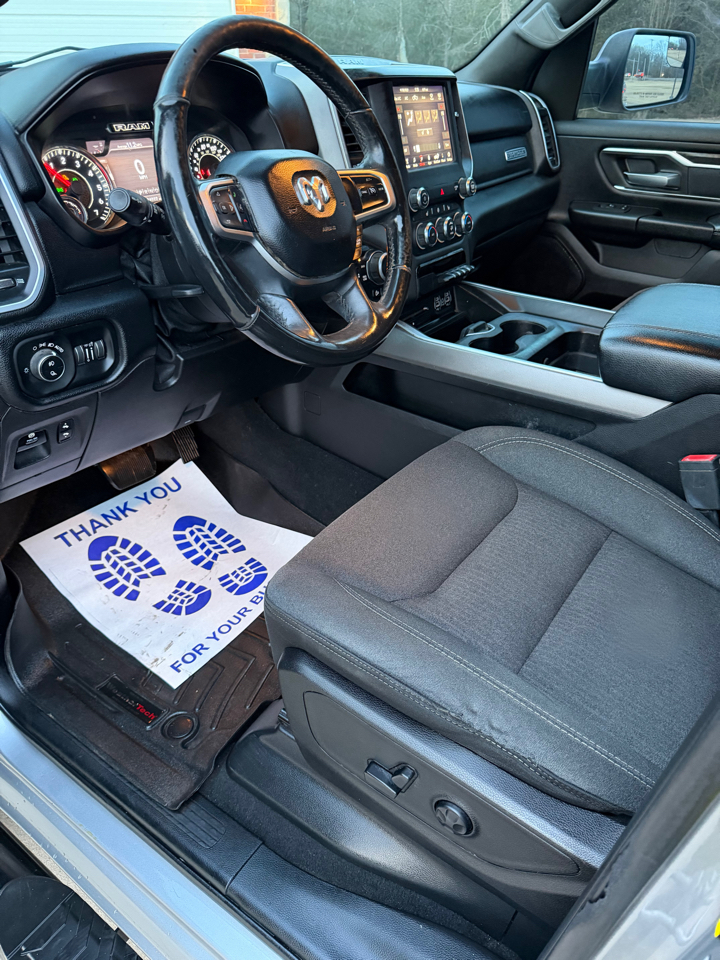 RAM 1500 Big Horn Crew Cab 4WD 2019